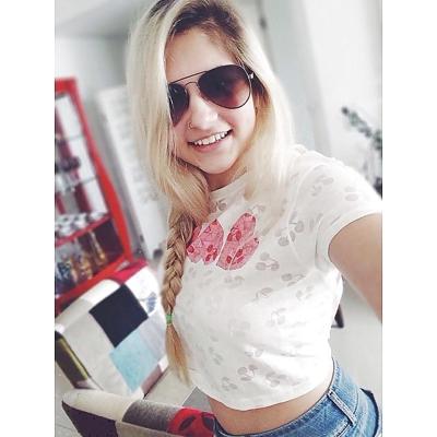 23P Facebook Friend - Marcela