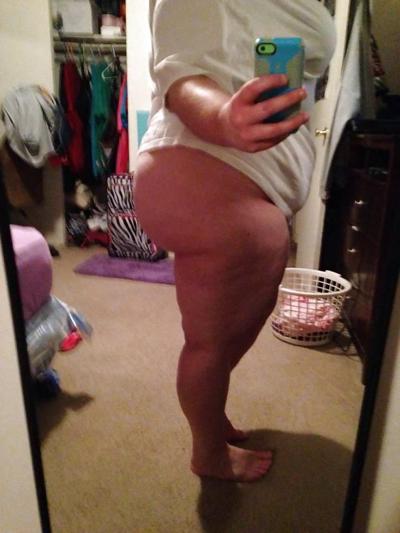 4P PAWG AUX GROS SEINS