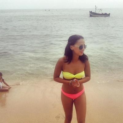 15P Beurette Maillot de Bain