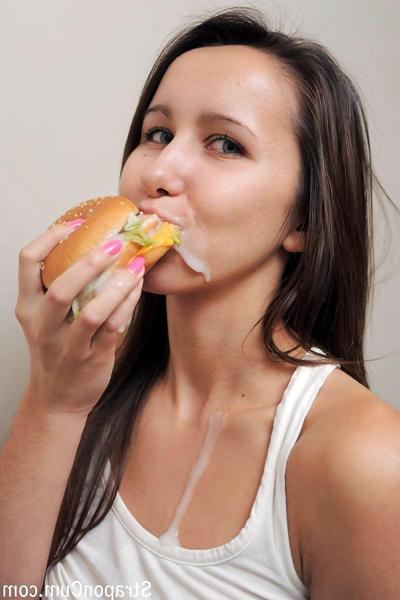 25P 食べ物に射精する私のお気に入りのフェティッシュ