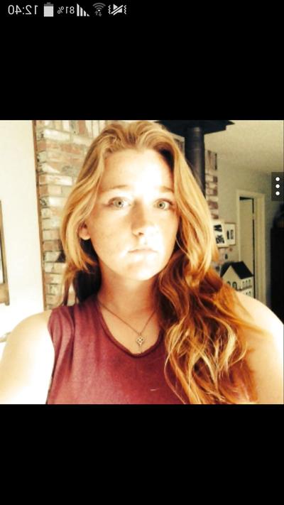 16P Slutty American College Teen Sarah, Showing All On KIK