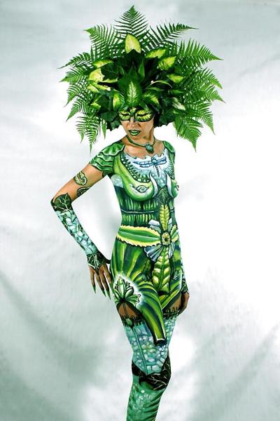 24P Body painting art....
