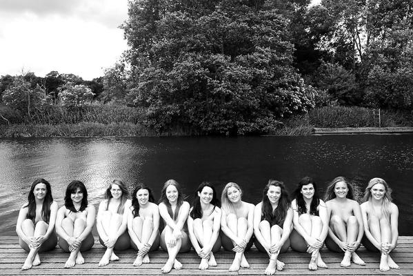 13P Naked female rowing-team