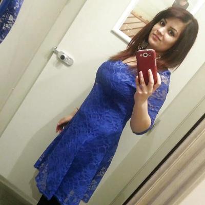 9P Nadia, une salope britannique paki