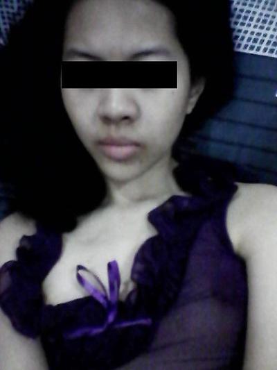 12P Indonésio - jilbab bugil lagi