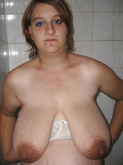 14P GROSSE SALOPE ROUMAINE ENCEINTE