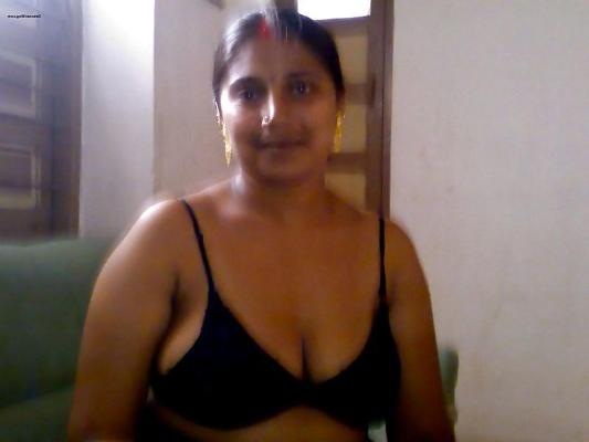 25P Sexy indische MILF
