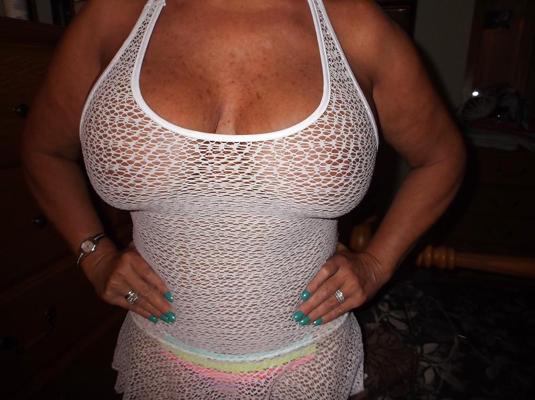 25P MORE PICS OF BEST FRIENDS WIFE