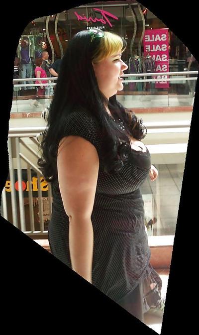 4P Fat Teen Candid Busty Tits