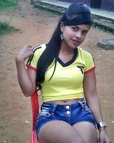 24P MAMASITAS  LATINAS EN JEANS