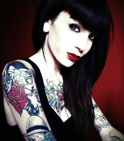 18P Emo girls with nice tattoos