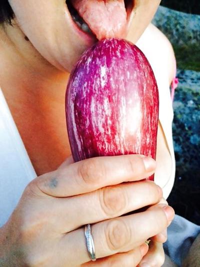 8P Great time in Finnish archipelago with eggplant