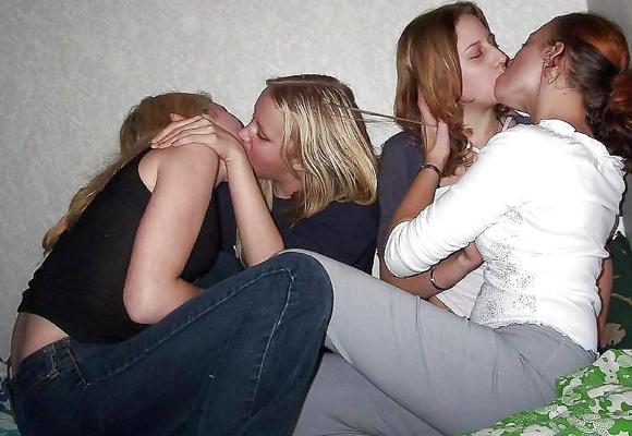 25P Little lesbians