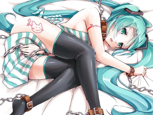 25P Miku Hatsune Hentai et Ecchi
