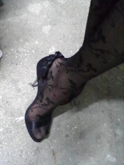 25P My heels and stocking
