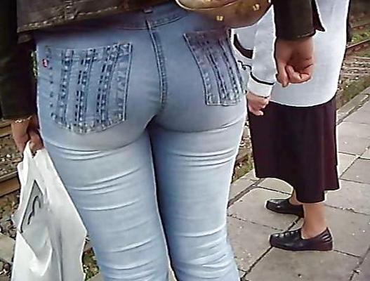 18P Culos en jeans #4