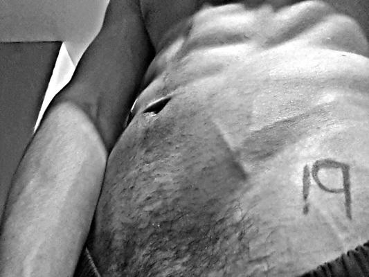 10P Muscled latin body
