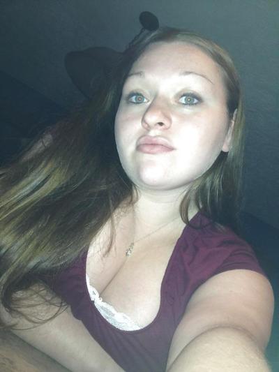 6P Brionna Fassett, pregnant hottie