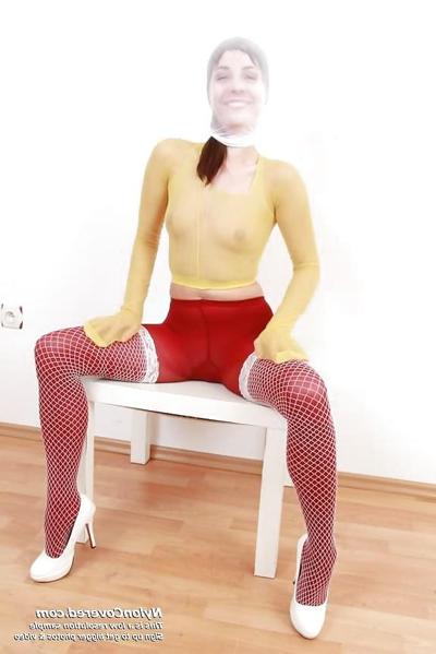 12P Loves nylons on her body