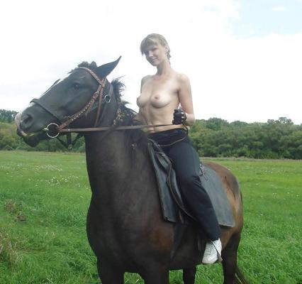 19P Russian milf on nature