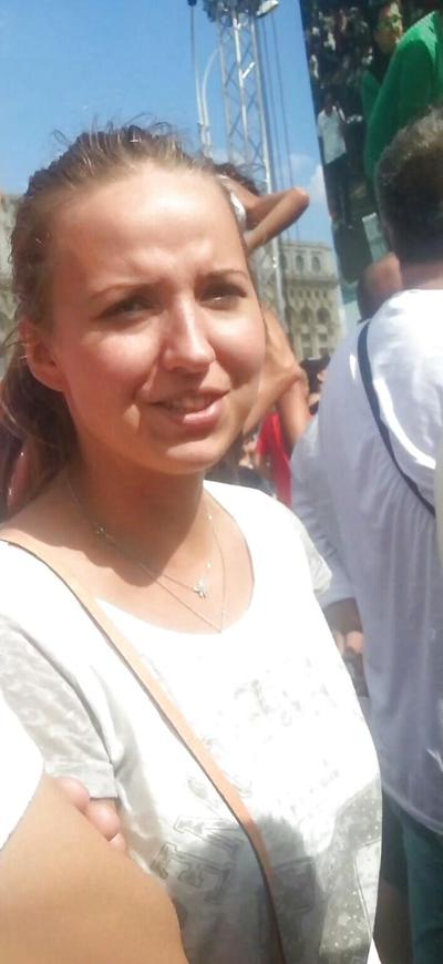 25P Spy sexy teens face romanian