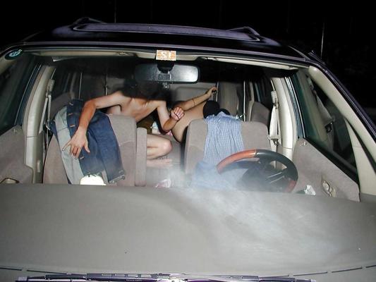 20P Japanisches Paar Sex im Auto 14