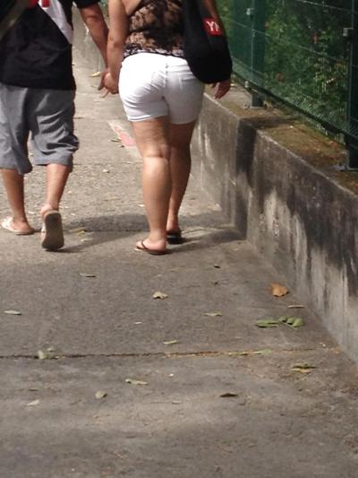 16P Women on the street who want to fuck.