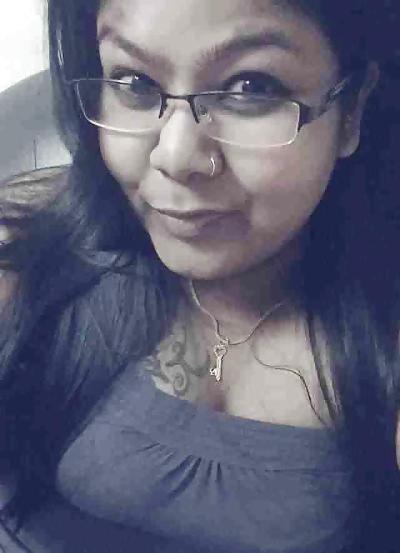 7P Malaysian tamil girl boob show