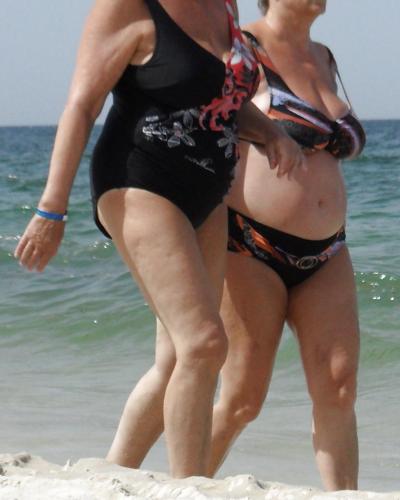 22P Voyeur-Bilder Strandurlaub 2014