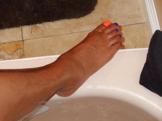 9P Mistress E feet for member