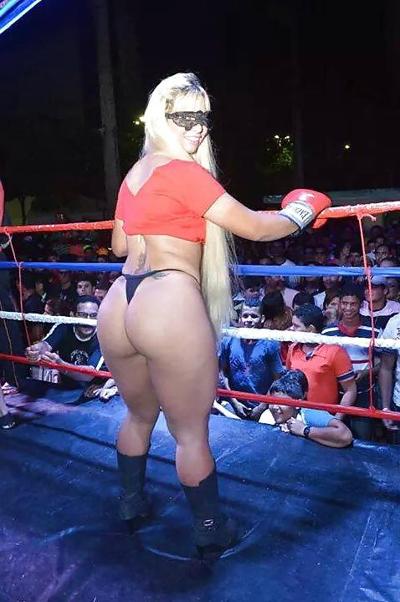 16P Hot blonde big butt