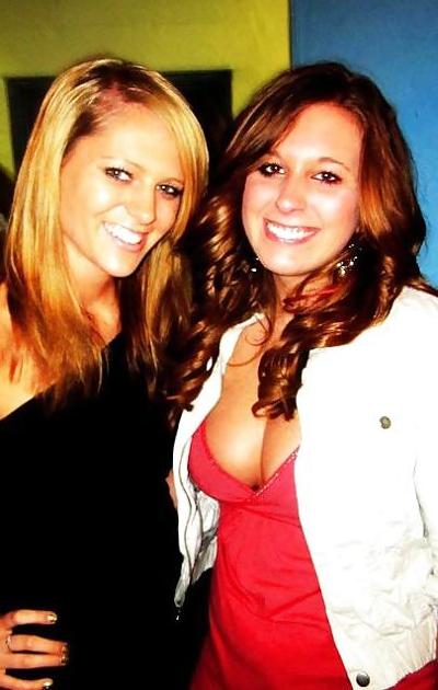 10P Former College Cheerleader Kayla and her nice tits