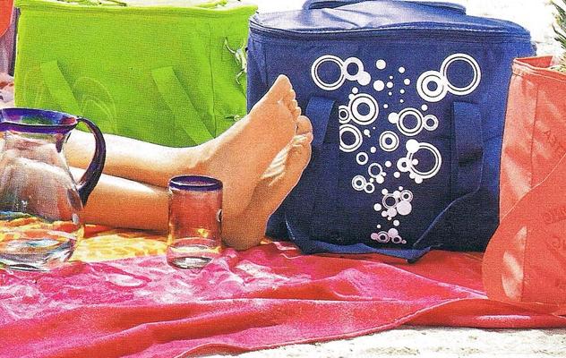 12P Scans of Female Feet III
