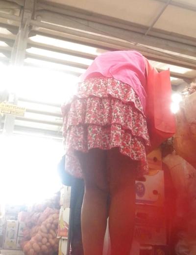 7P Spy sexy feet and skirt romanian-mama unui prieten din bloc