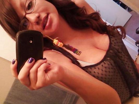 25P Self Pics - Hot Amateurs - vol 34!