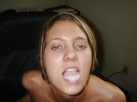 6P Cum in this lil bad bitch mouth