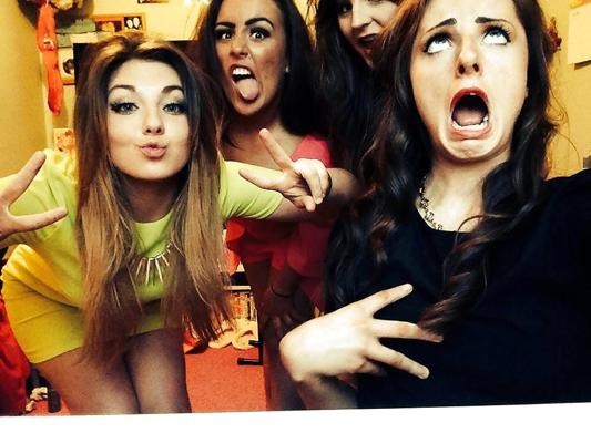 13P Chav tease Sofia!