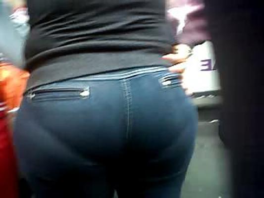 25P Méga fesses