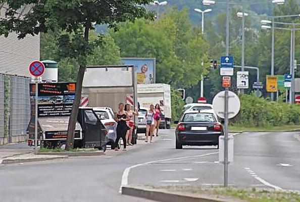 25P European street hookers