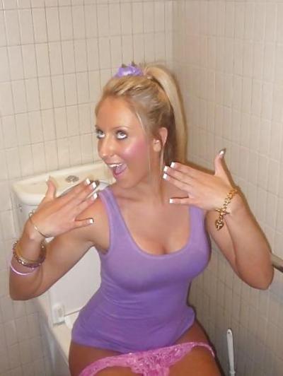 25P On the Toilet 3