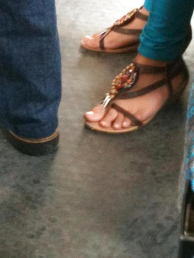25P Feet on the street Vol. 3