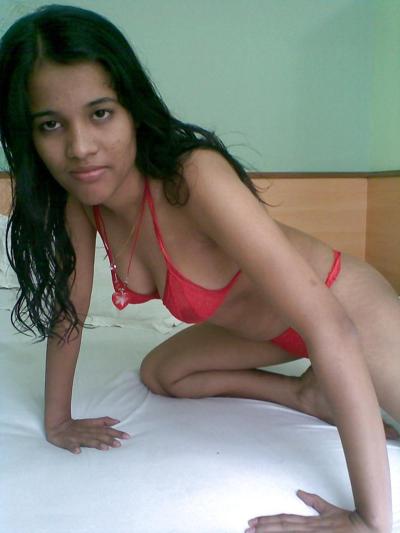 7P Desi Bikini Bash - 025