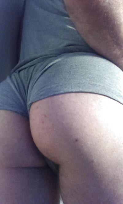 7P Sexy serbian ass