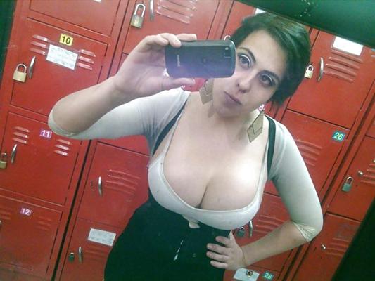 5P TS Mexicana big boobs (non nude)