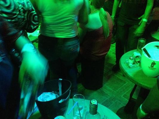 14P Candid Mexican Ass 2 (Club + Straße)