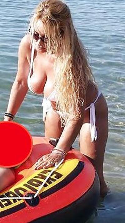 8P Amazing greek blonde milf- fb photos