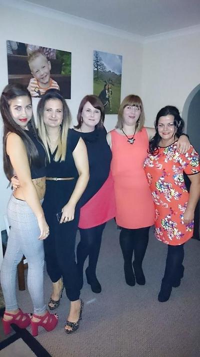 4P Non nude sluts