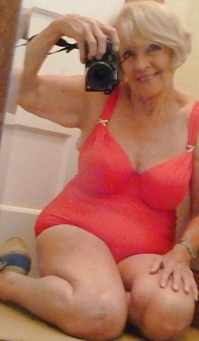 21P Grannies in their bra and knickers  5