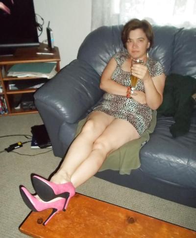 22P Wife of a sissy and sissy hubby