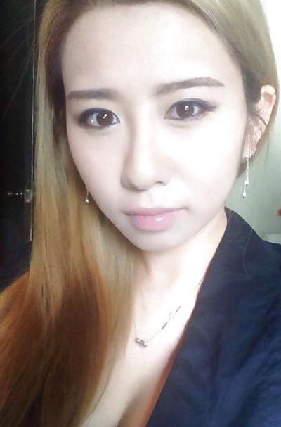 15P White cock loving korean whore